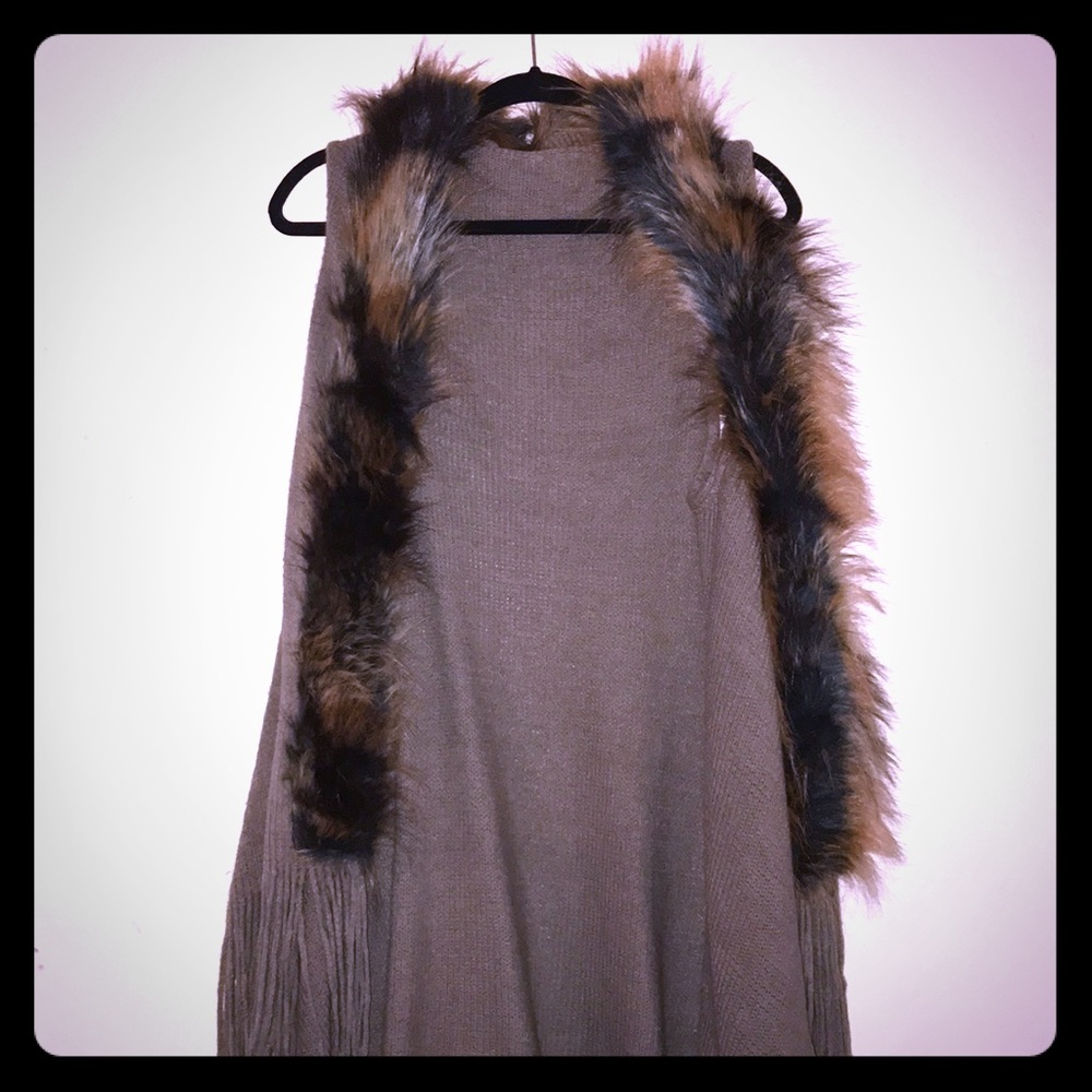 SOLD Women’s lg vest